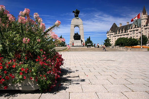 Downtown Ottawa in Summer  fairmont chateau laurier stock pictures, royalty-free photos & images