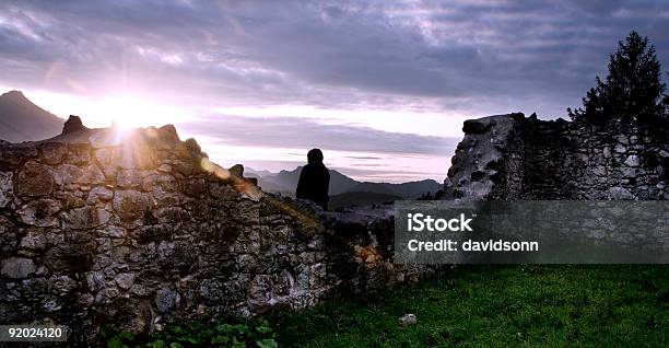 Castle Bei Sonnenuntergang Stockfoto und mehr Bilder von Berg - Berg, Bergsteigen, Bundesland Tirol