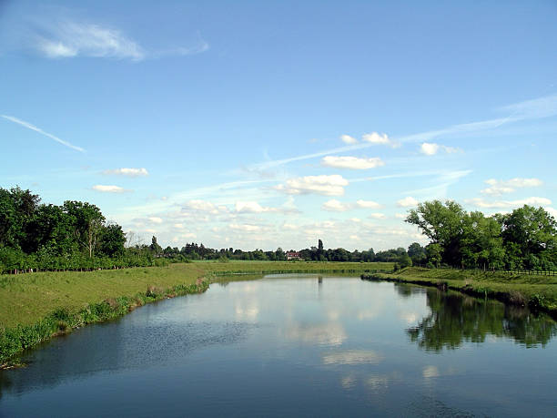 Rio Tâmisa, perto de Windsor - foto de acervo