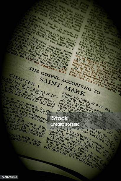 Foto de Bíblia Série Mark e mais fotos de stock de Aberto - Aberto, Anglo-saxão, Antigo