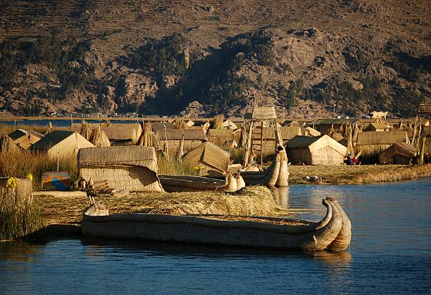 istock Titicaca lake dwelling and transport 92027964