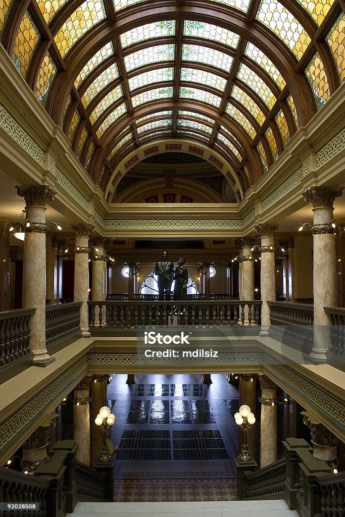 Vista Interior del edificio de la Capital - Foto de stock de Escaleras libre de derechos
