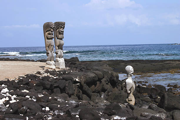 istock Three Idols on beach of Big Island in Hawaii 92028562