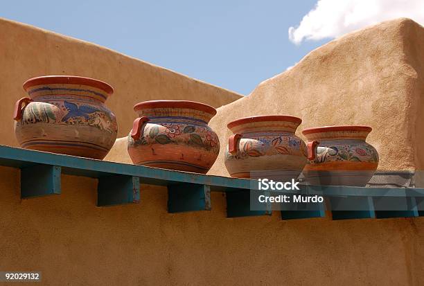 Pottery Stockfoto und mehr Bilder von Taos - Taos, New Mexico, Außenaufnahme von Gebäuden
