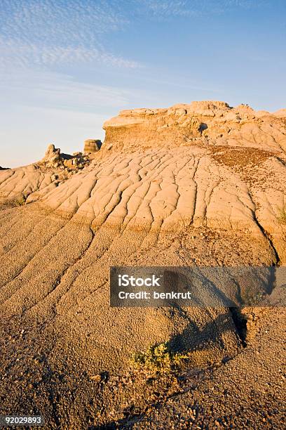 Badlands En Parque Nacional Theodore Roosevelt Foto de stock y más banco de imágenes de Aire libre - Aire libre, Badlands, Color - Tipo de imagen