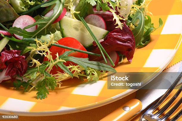 Foto de Salada Mista e mais fotos de stock de Alface - Alface, Alimentação Saudável, Amarelo