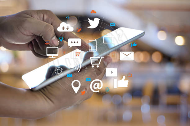 istock Networking chat Communication Online Social media social network 920331970