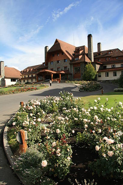 当ホテルでは、バリローチェ - bariloche argentina hotel switzerland ストックフォトと画像