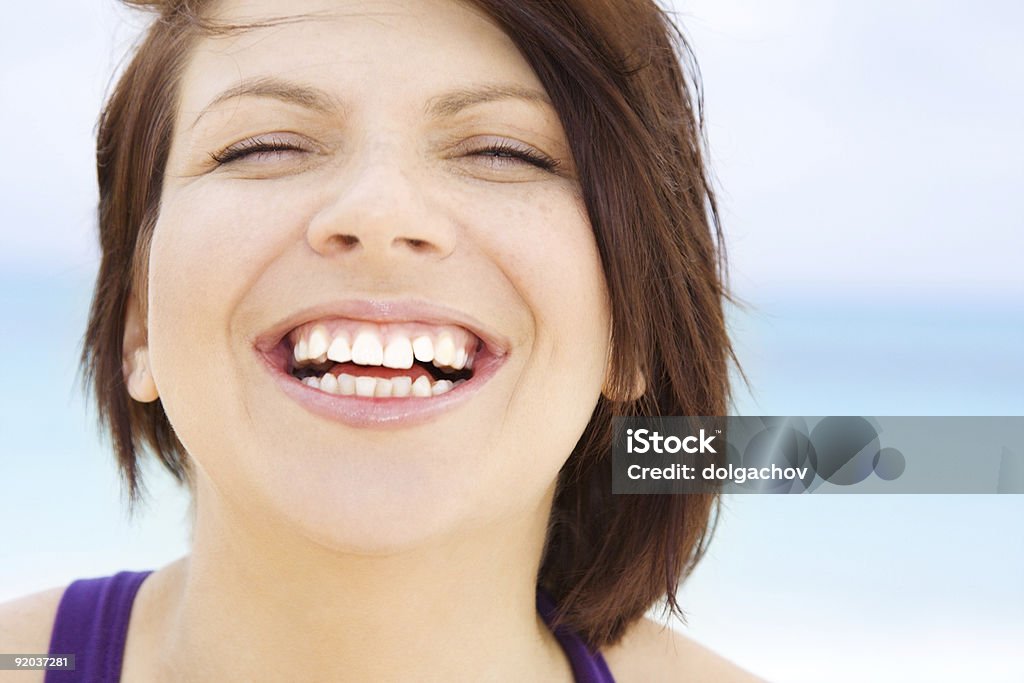 Счастливая женщина лицо - Стоковые фото Беззаботный роялти-фри