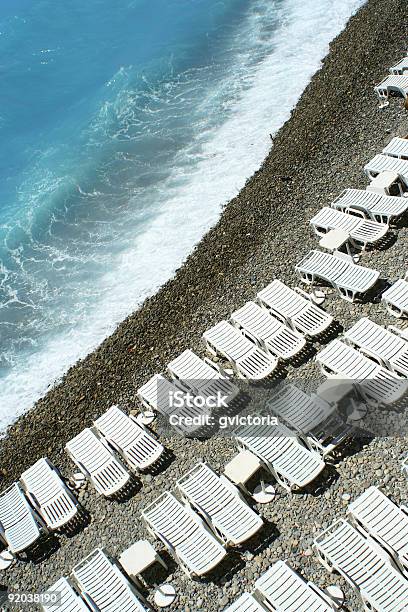 Foto de Rocky Beach e mais fotos de stock de Aeroporto - Aeroporto, Aeroporto de Nice-Côte d'Azur, Arrebentação