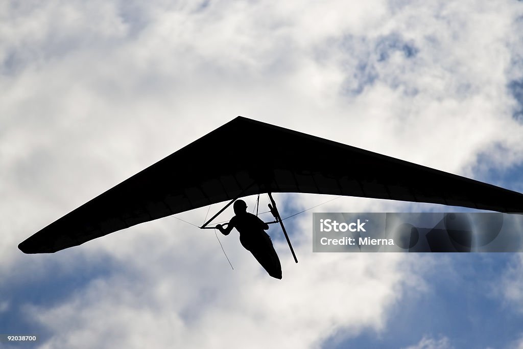 Nicht erkennbare hangglider pilot in der blauen cky - Lizenzfrei Aktivitäten und Sport Stock-Foto