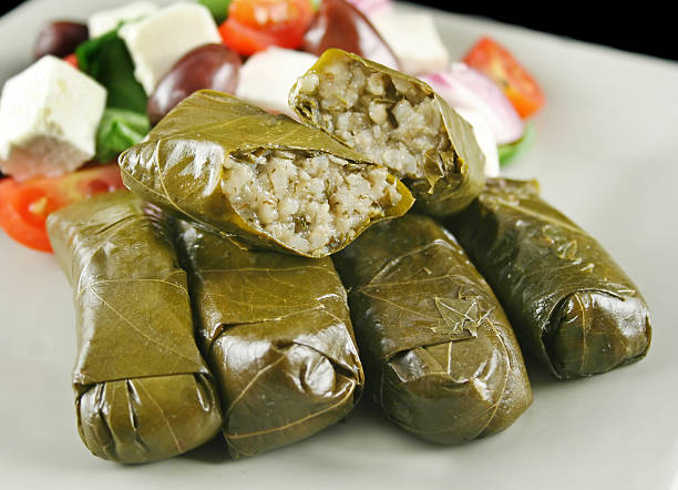 dolmas 1 - dolmades photos et images de collection