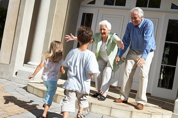 조부모 다정하다 손주 - grandparent grandfather grandmother child 뉴스 사진 이미지