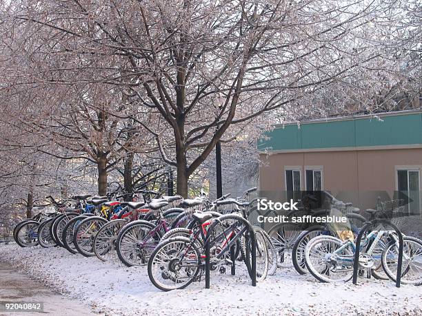 Bicicletas Congelados - Fotografias de stock e mais imagens de Ao Ar Livre - Ao Ar Livre, Bicicleta, Cabo Ann - Massachusetts