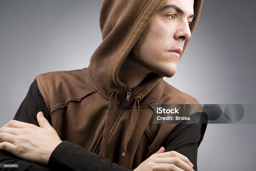 Giovane uomo con maglia con cappuccio - Foto stock royalty-free di Adolescente
