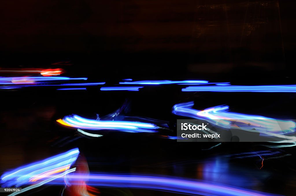 Abstract moving светофоре красный белый голубой размытия объектов - Стоковые фото Ночь роялти-фри