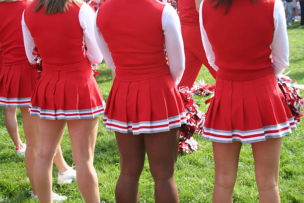 różnorodność - cheerleader high school student sport cheering zdjęcia i obrazy z banku zdjęć
