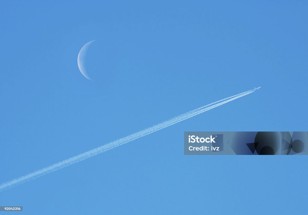 Avión en el cielo. - Foto de stock de Acercarse libre de derechos