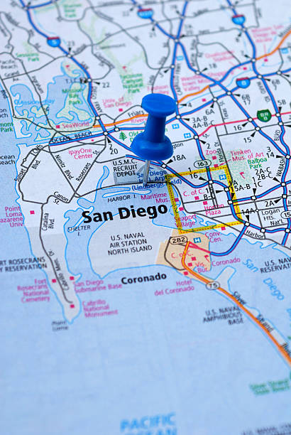 istock Blue push pin marking San Diego as a travel destination 92042388