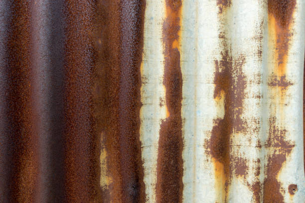 steel wall and zinc steel slide door rust - wood shutter rusty rust imagens e fotografias de stock