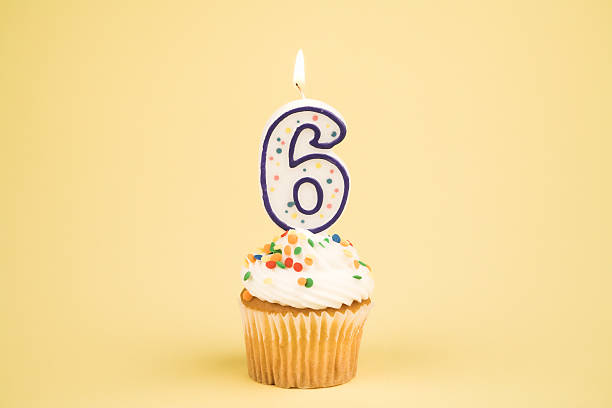 Cupcake Number Series (6)  6 7 years stock pictures, royalty-free photos & images