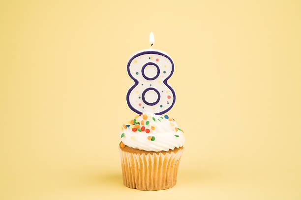 Cupcake Number Series (8)  8 9 years stock pictures, royalty-free photos & images
