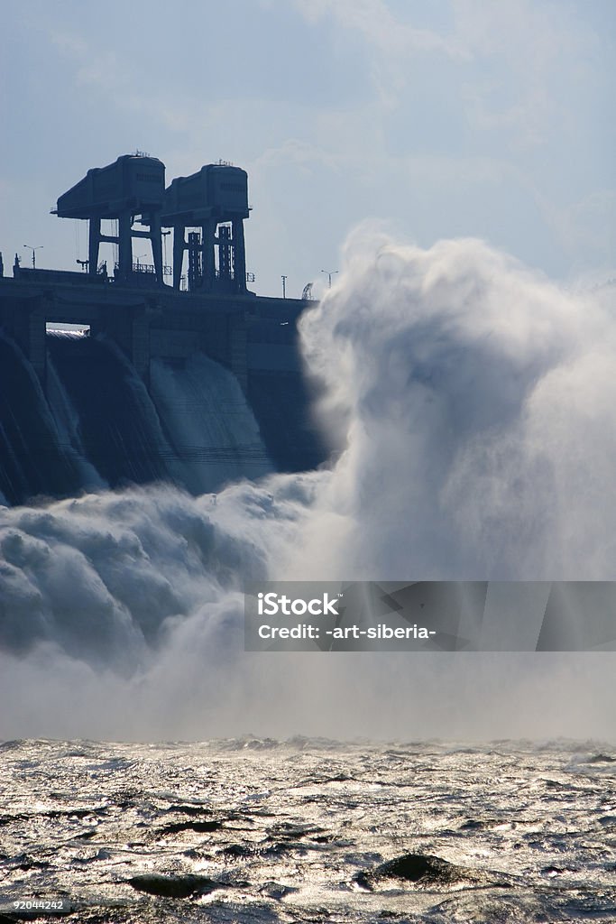 Estación hidroeléctrica - Foto de stock de Abrazar libre de derechos