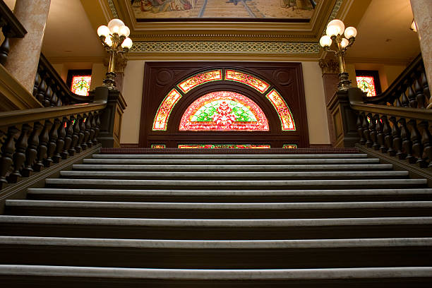 stairway to vitral na capital edifício - palace stage theater vehicle interior indoors imagens e fotografias de stock