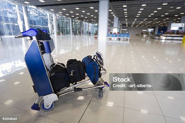 Foto de De Bagagem e mais fotos de stock de Aeroporto - Aeroporto, Bagagem, Bangkok