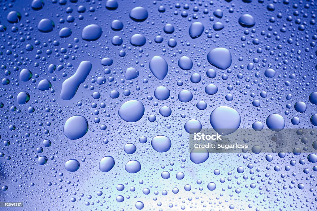 Blue капли воды - Стоковые фото Абстрактный роялти-фри