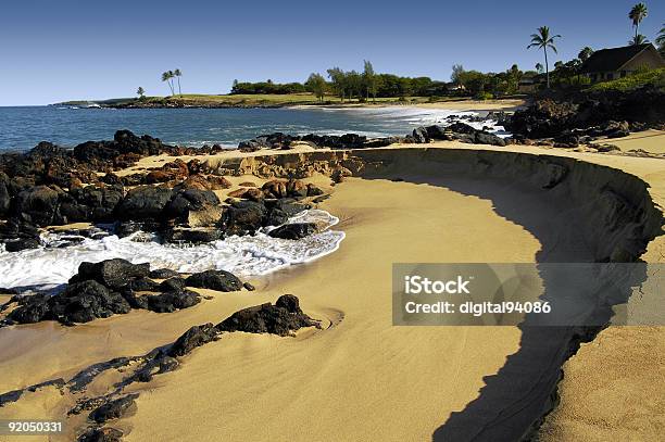 Praia De Manhã - Fotografias de stock e mais imagens de Ao Ar Livre - Ao Ar Livre, Areia, Baía