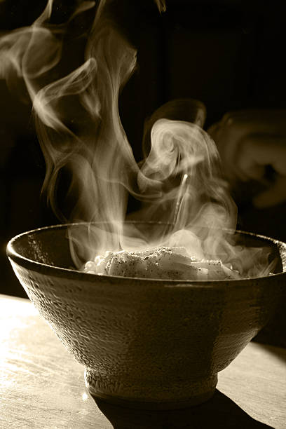 istock Steaming bowl of noodles 92050840