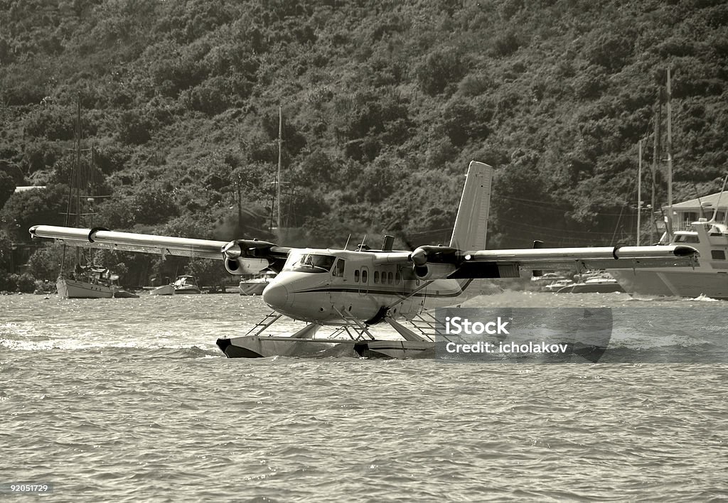 Hidroavião pousando - Foto de stock de Aeroporto royalty-free