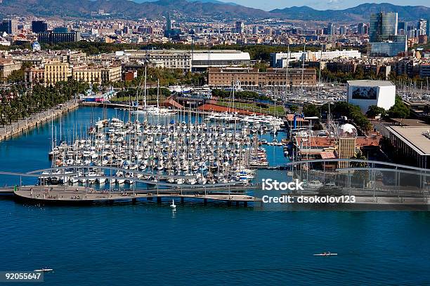 Vista Porto Di Barcellona - Fotografie stock e altre immagini di Acqua - Acqua, Andare in barca a vela, Architettura