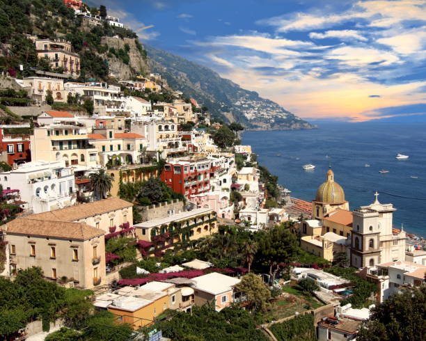 istock Village of Positano 920593640