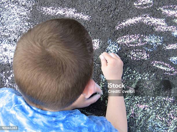 Chalking 거리에 대한 스톡 사진 및 기타 이미지 - 거리, 그리기, 꼭대기