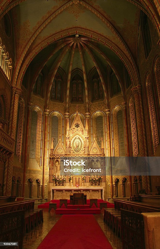 Церковь интерьер - Стоковые фото Алтарь роялти-фри
