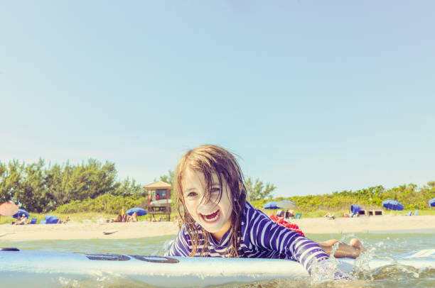 istock Surfing Sweetheart 920695872