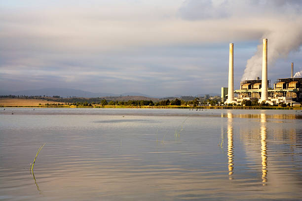 istock Power Station Coal Fired Australia Reflecting in Lake 92069747