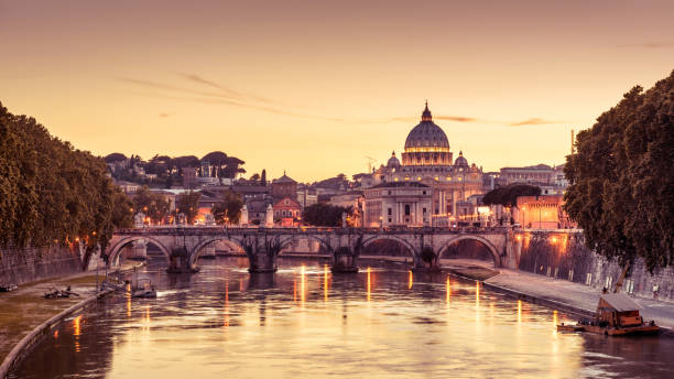 istock Scenic night view of Rome and Vatican 920709400