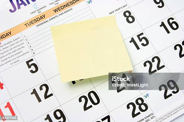 Foto de Postit Note No Calendário e mais fotos de stock de Agenda pessoal - Agenda pessoal, Calendário, Foto de estúdio