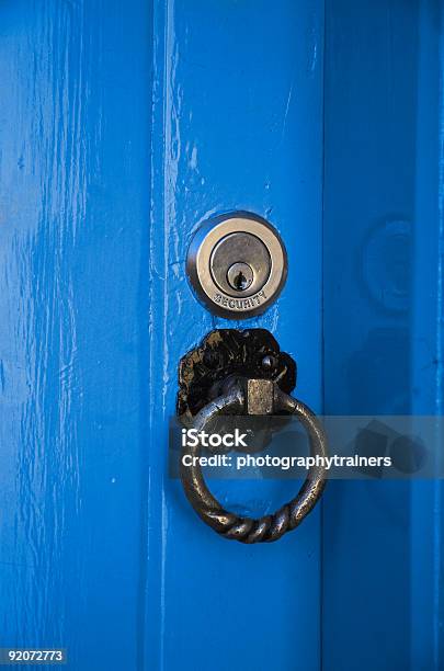 Blue La Puerta Foto de stock y más banco de imágenes de Aldaba - Aldaba, Arquitectura, Arquitectura exterior