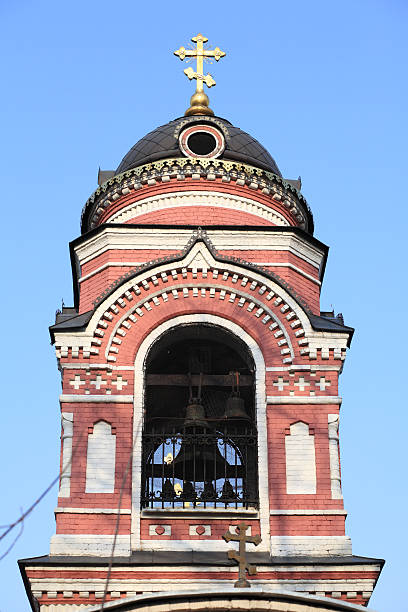 istock church in the daytime, Sunday 92075321