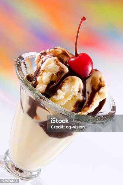 アイスクリームクリーム - アイスクリームのストックフォトや画像を多数ご用意 - アイスクリーム, アイスクリームスクープ, カラフル