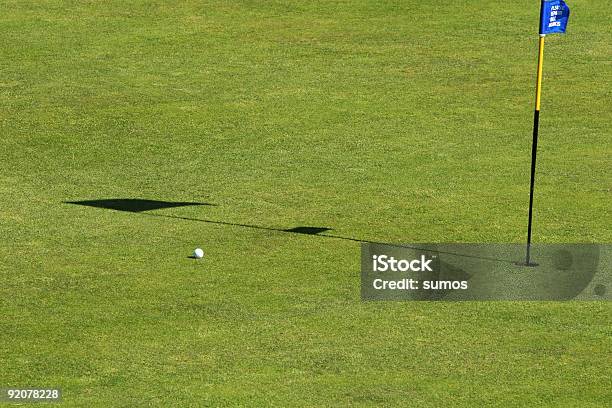 Das Loch Putt Stockfoto und mehr Bilder von Amateur - Amateur, Einlochen - Golf, Farbbild