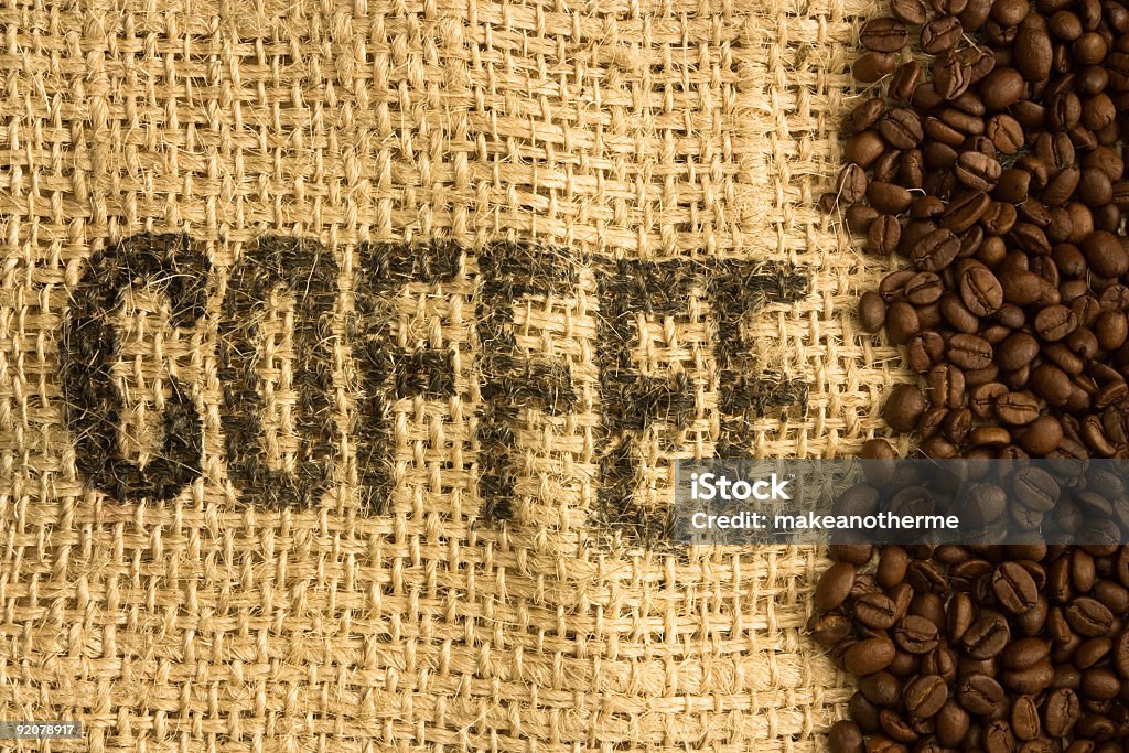 Kaffeebohnen auf Jute-Tasche - Lizenzfrei Braun Stock-Foto