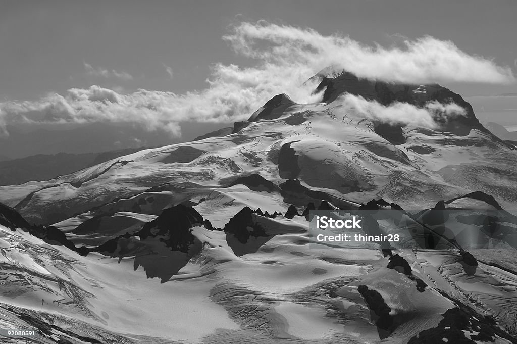 Pico da montanha dramáticos - Royalty-free Neve Foto de stock