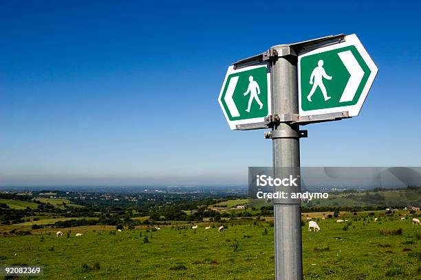 Sentiero Cartello - Fotografie stock e altre immagini di Inghilterra - Inghilterra, Scena rurale, Segnale