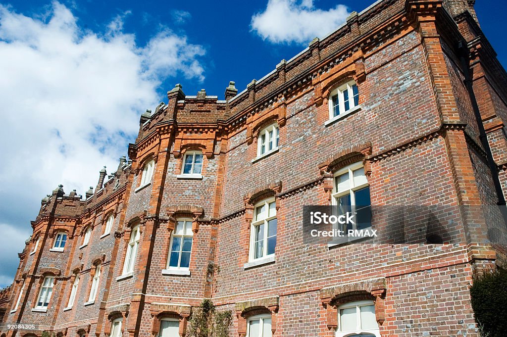 Casa inglés - Foto de stock de Color - Tipo de imagen libre de derechos