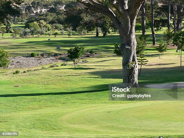 Foto de Campo De Golfe e mais fotos de stock de Fotografia - Imagem - Fotografia - Imagem, Horizontal, Imagem a cores